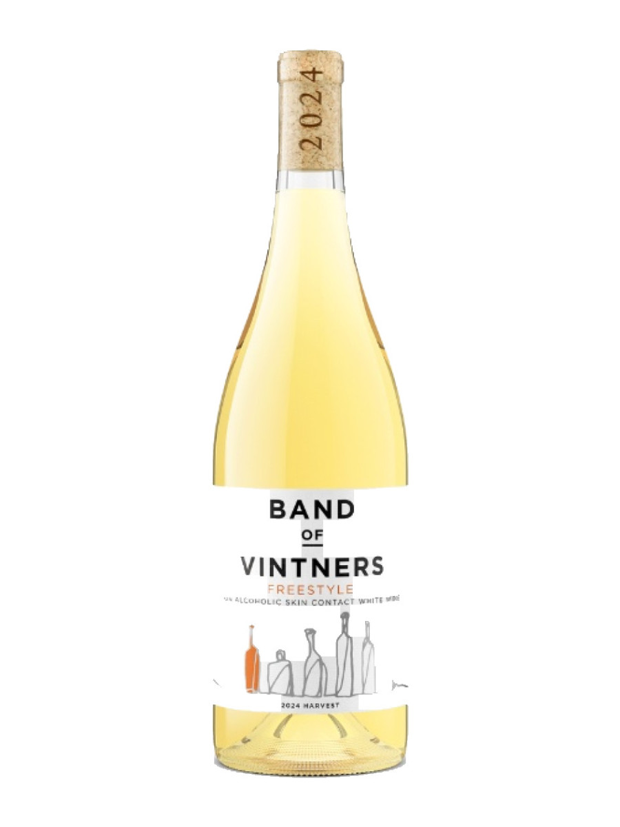 Band of Vintners Freestyle NA white wine bottle