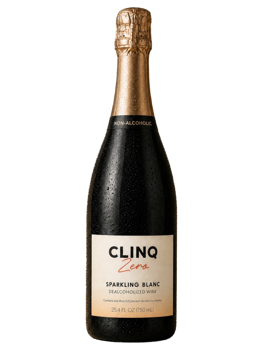 Clinq Zero Sparkling Blanc bottle, dark glass, cream label, gold foil and muselet
