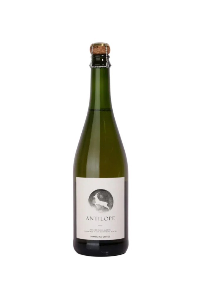 Domaine des Grottes Antilope bottle, labeled an alcohol-free blend of fruit juice and plants