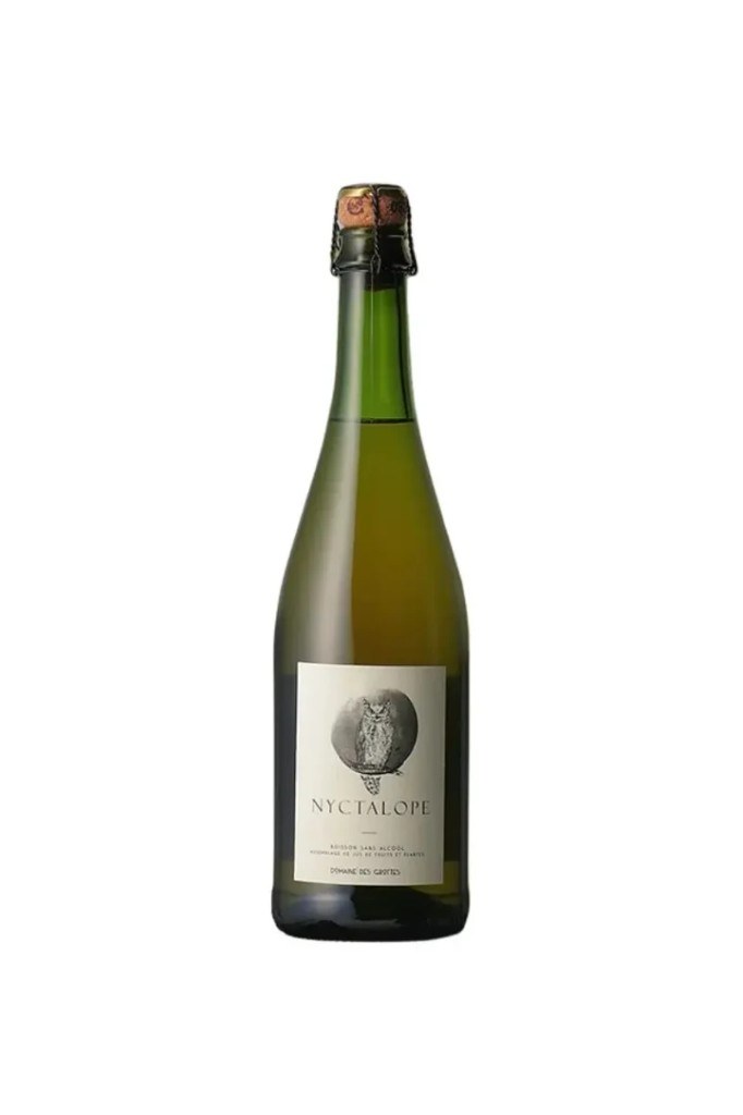 Domaine des Grottes Nyctalope bottle, labeled an alcohol-free blend of fruit juice and plants